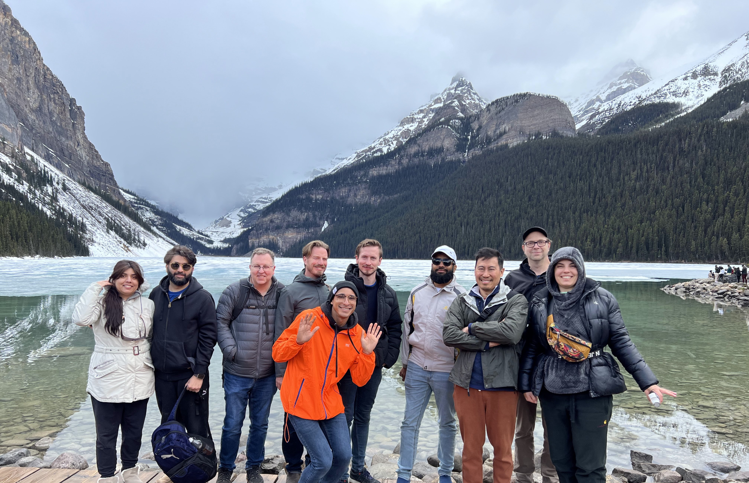 uncanny-owl-team-lake-louise
